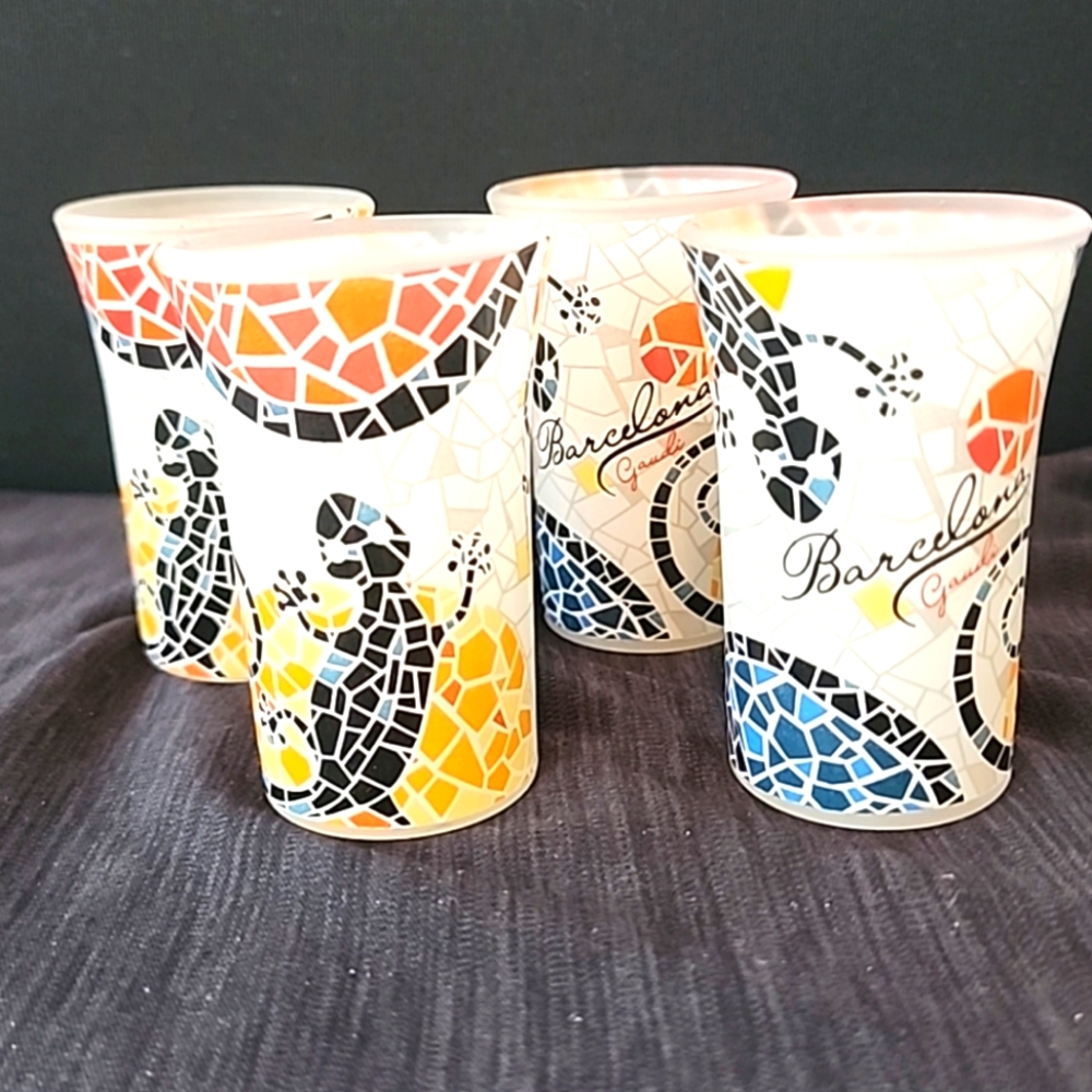 Barcelona Gaudi Mosaic Shot Glasses Set of 4 Iguana Lizard Mediterranean Liqueur